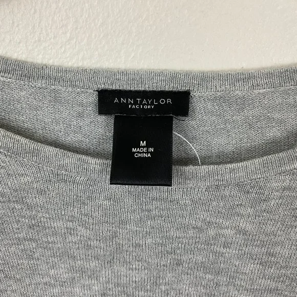 Ann Taylor Gray Balloon Sleeve Top - Picture 6 of 7